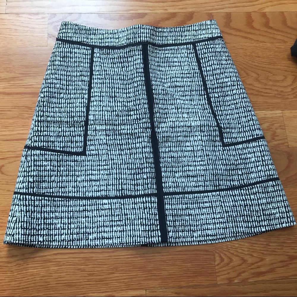 Ann Taylor woven skirt